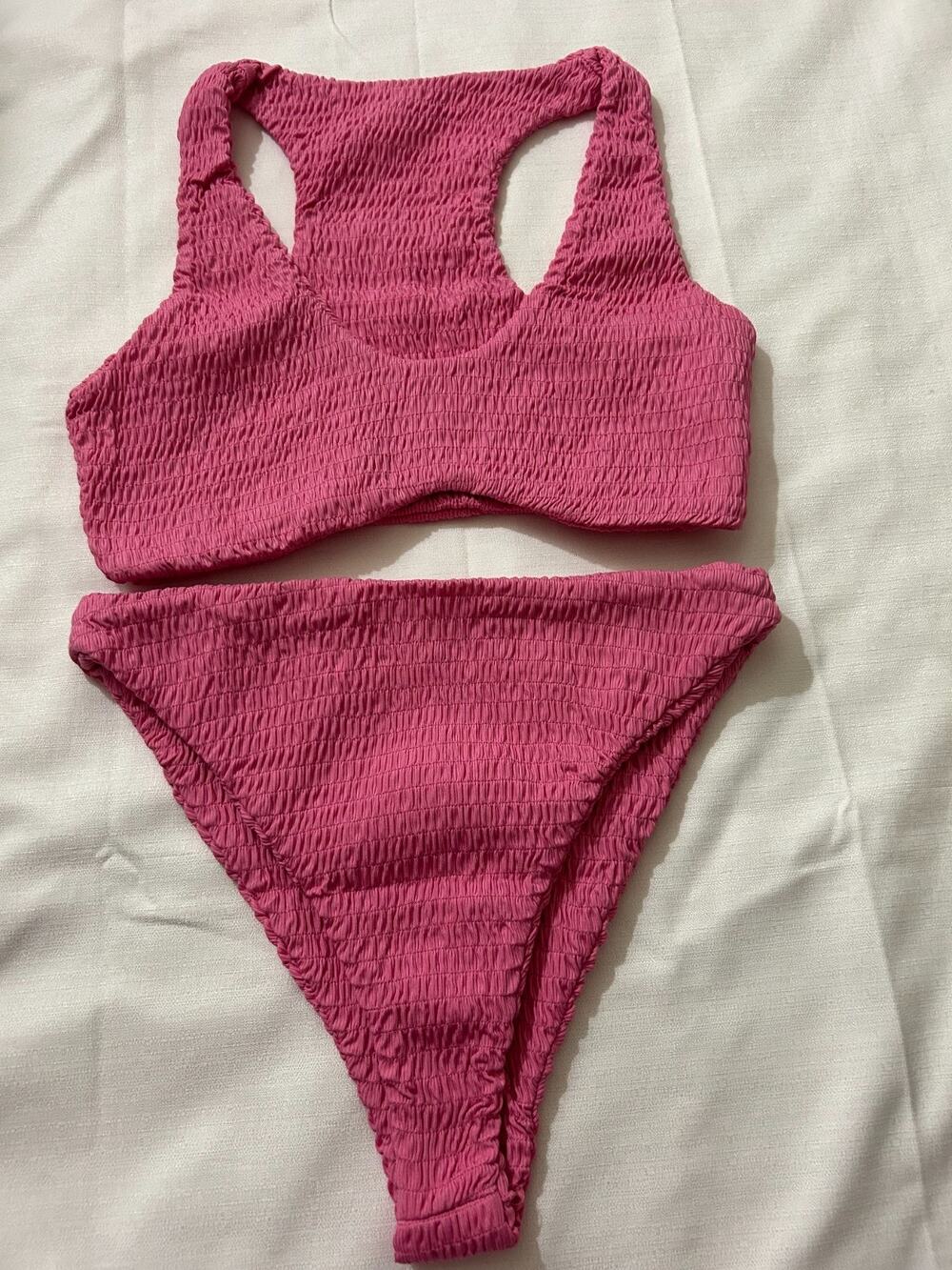 Naked Wardrobe NWOT Women's Fitted Stretchy Bikini Set Pink Size Large